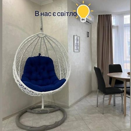 Apartment In Khmelnytsky Street Лвив Екстериор снимка