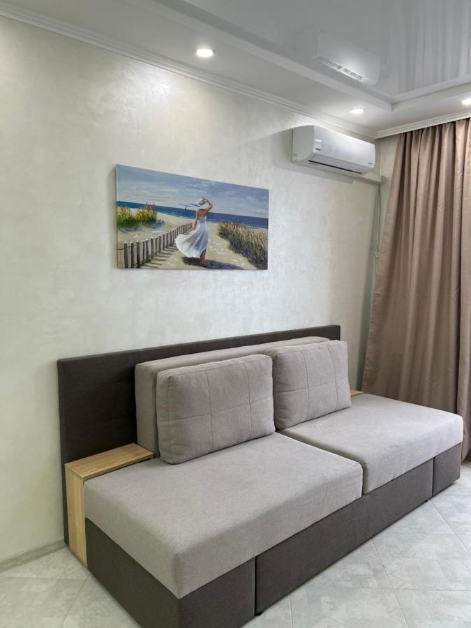 Apartment In Khmelnytsky Street Лвив Екстериор снимка