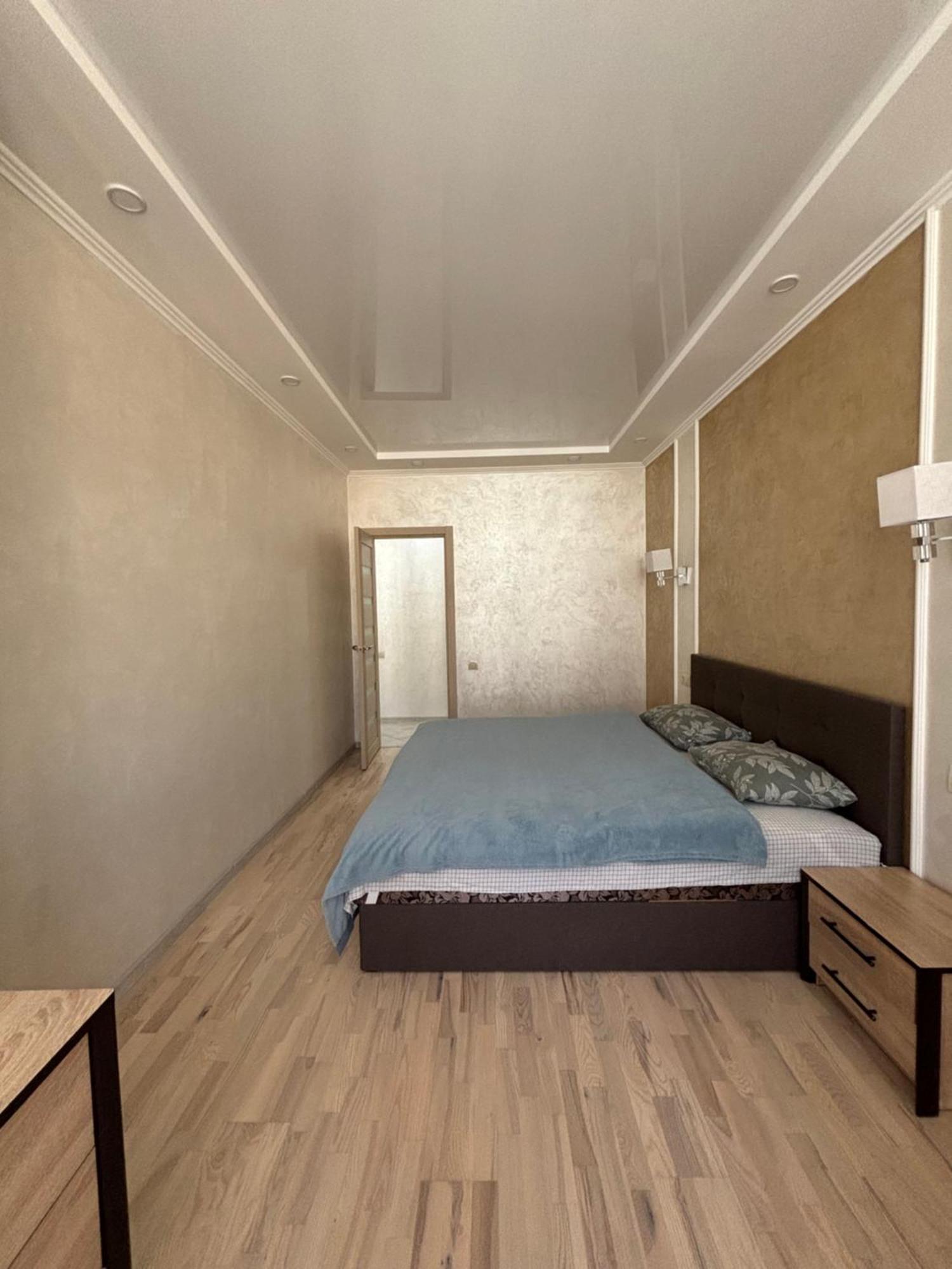 Apartment In Khmelnytsky Street Лвив Екстериор снимка